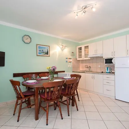 Marmilic In Punat, Krk Apartman Punat