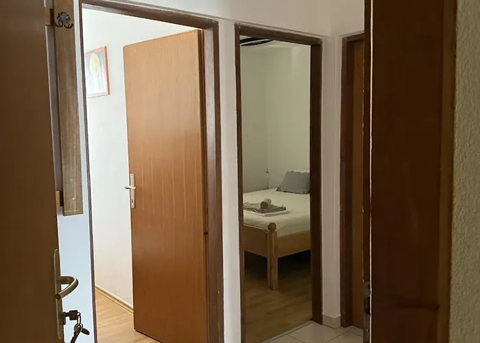Marmilić In Punat, Krk Apartament *