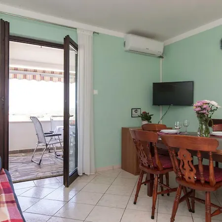 Marmilic In Punat, Krk *